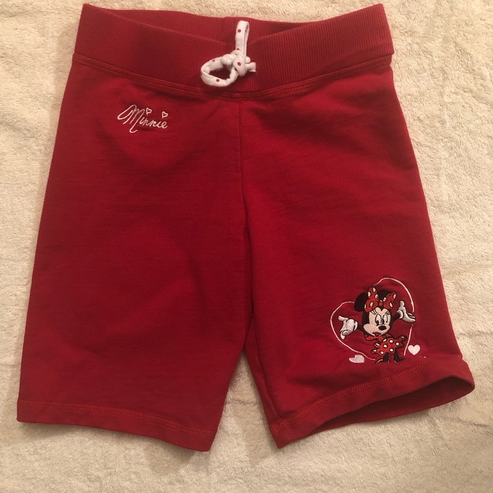 Girls Mini Mouse medium jogging shorts. Like new!